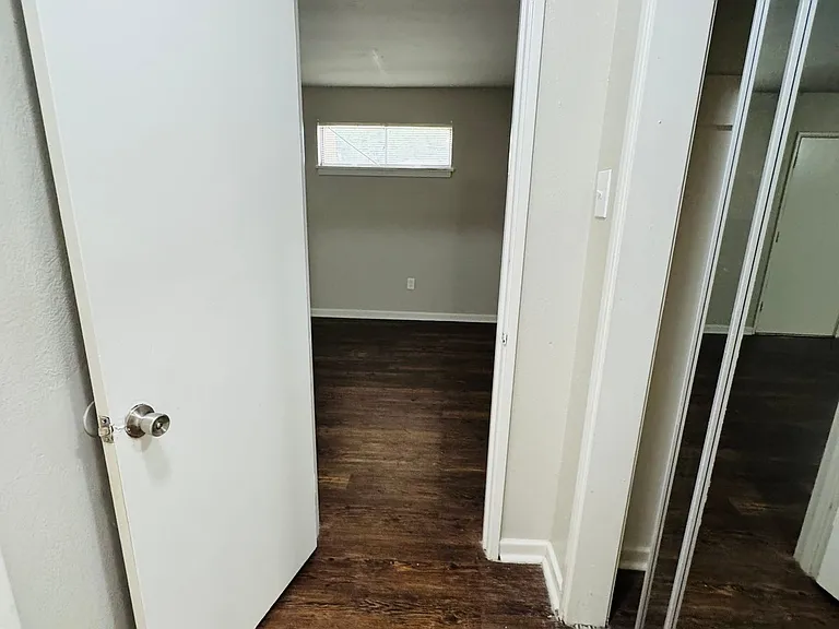 763 W Roosevelt St — Photo 12