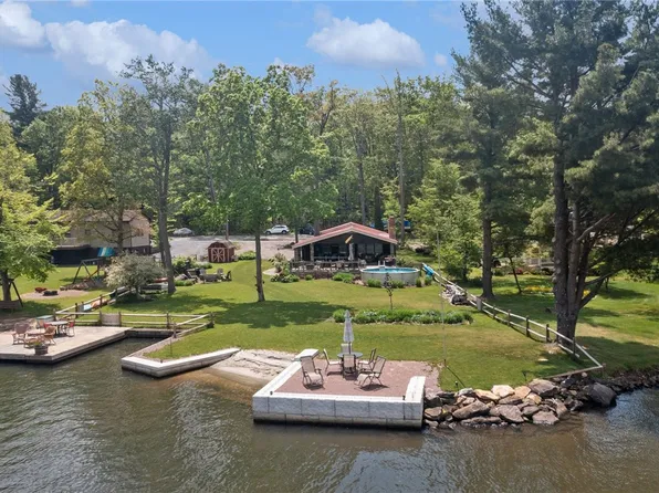 774 Lake Shore Rd, Friedens, PA 15541