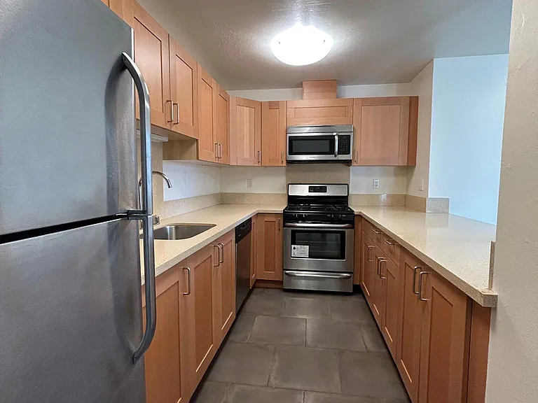 1316 Bonita Ave #5 — Photo 9