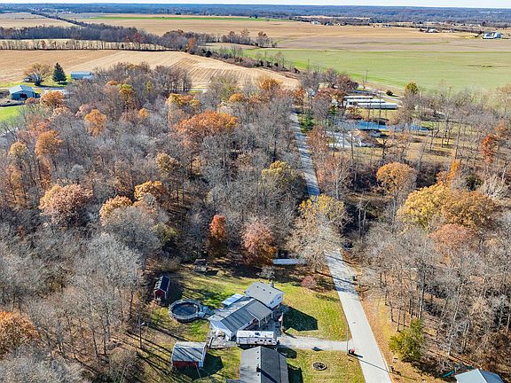 3rd image of 222 Westwood Rd