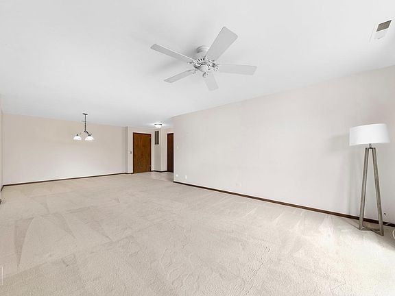 5th image of 7601 Lincoln Ave APT 201