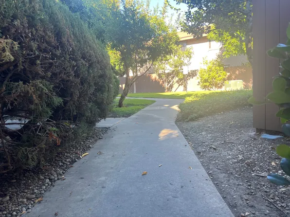 11081 Ivanhoe St, Garden Grove, CA 92840