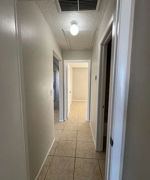 411 Diplomat Pkwy E — Photo 5