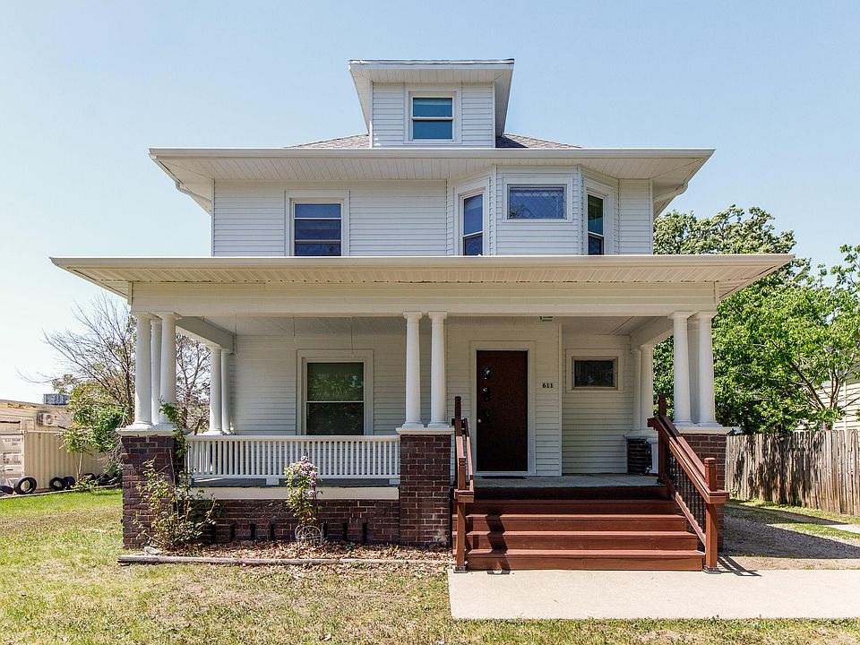 1st image of 611 Kellogg Ave