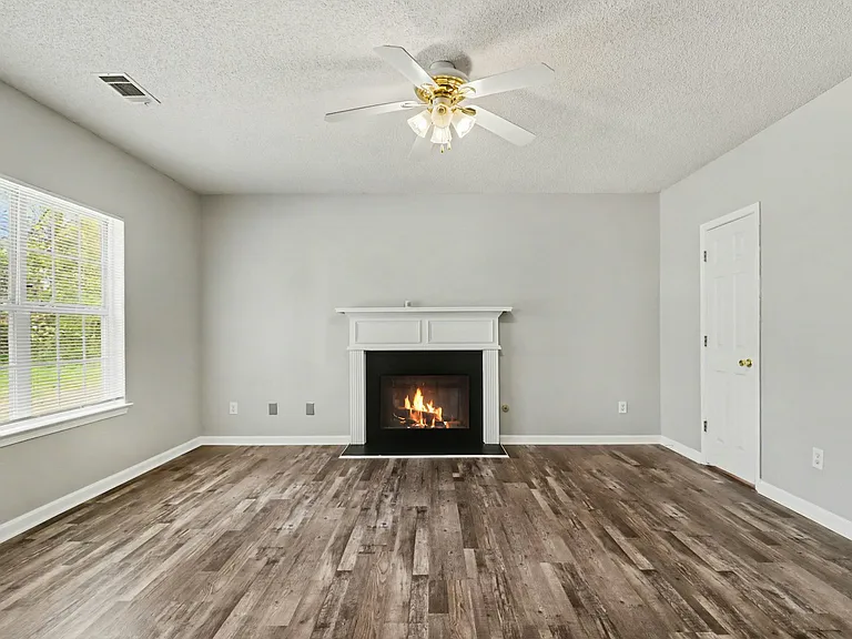 2839 Rambling Way — Photo 6