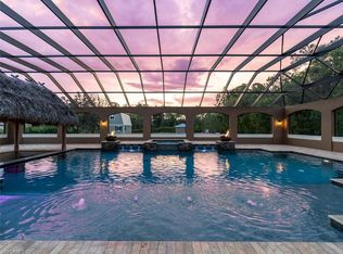 7055 Sandalwood Ln, Naples, FL 34109