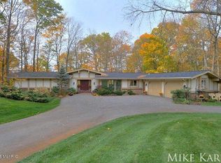 7377 Childsdale Ave NE, Rockford, MI