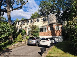 24 Highridge Rd, Hartsdale, NY 10530