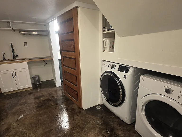 633 N Alberta St #BASEMENT — Photo 12