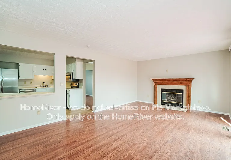 3560 Woody Way — Photo 3