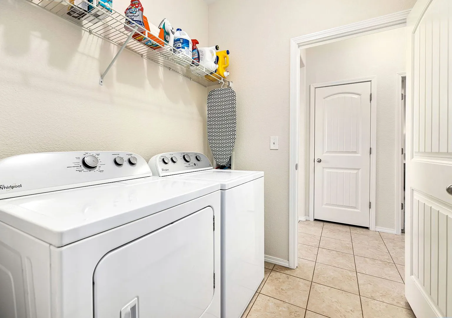 Stunning fully furnished 3-bedroom, 2-bath home off Rupple available for rent starting August 1, ... — Photo 2