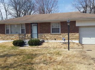9645 Durham Dr, Saint Louis, MO 63137