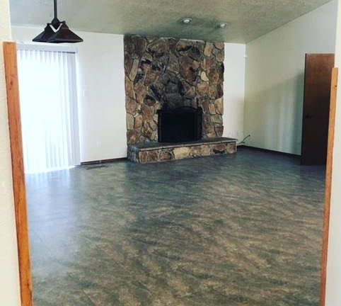 2nd image of 2904 Palo Verde Dr NE