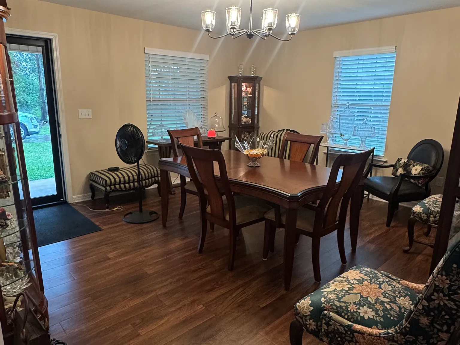 3 bed, 1462 sqft, $1,700 — Photo 3