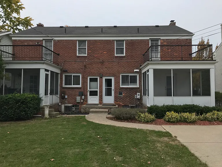 Backview - patio & balcony