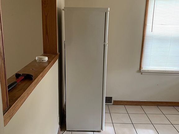 4th image of 404 E Mulberry St #2
