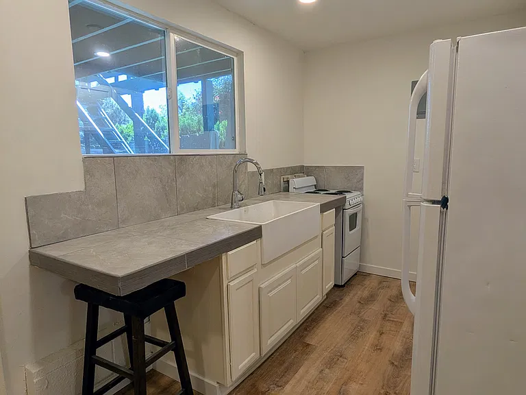 838 Plumosa Ave — Photo 4