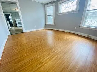 320 Pleasant St #6 — Photo 10