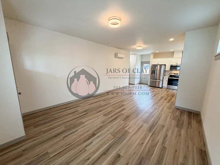 4742 Fanno Ridge Ln NE — Photo 3