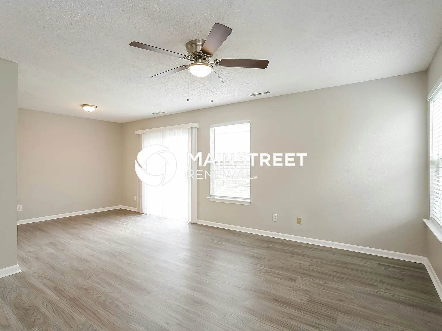 4506 Redcliff South Ln — Photo 4