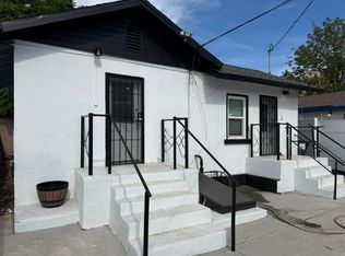2563 Huntington Dr, Upland, CA 91786