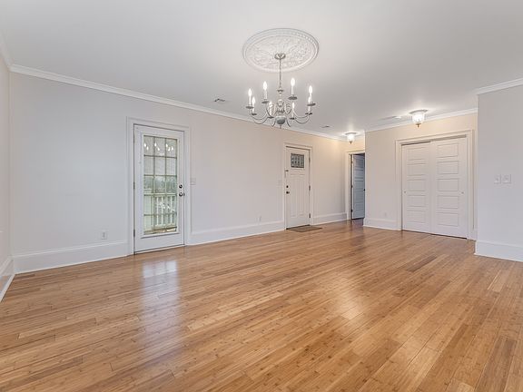 4th image of 16 Main St #3N