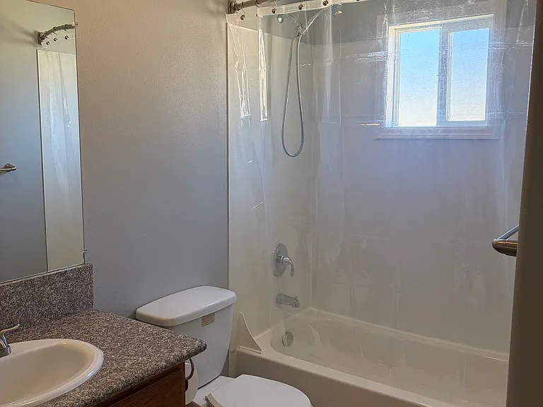 Upstairs full bath