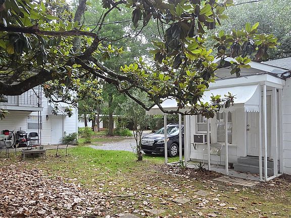 4th image of 233 S 12th Ave