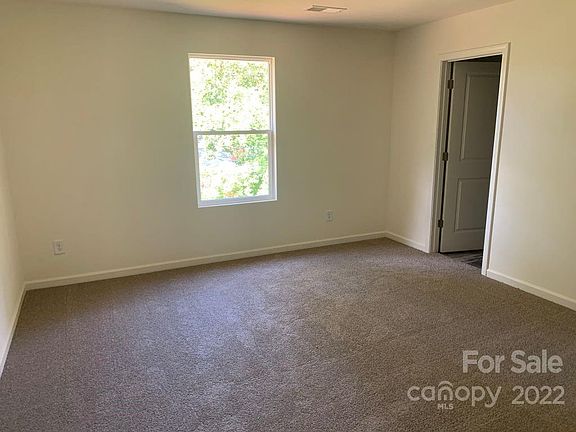 5th image of 721 N Kelly St