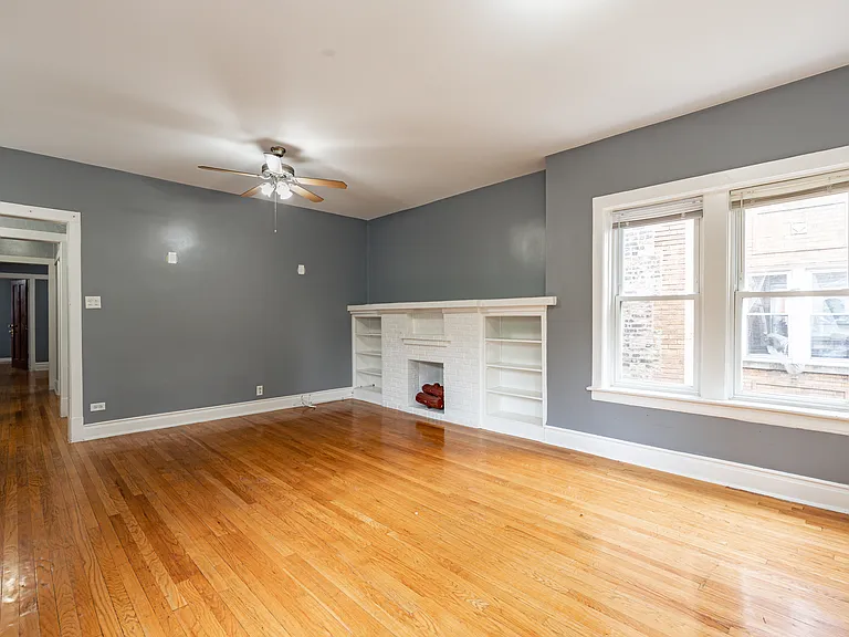 4627 N Monticello Ave #2 — Photo 2
