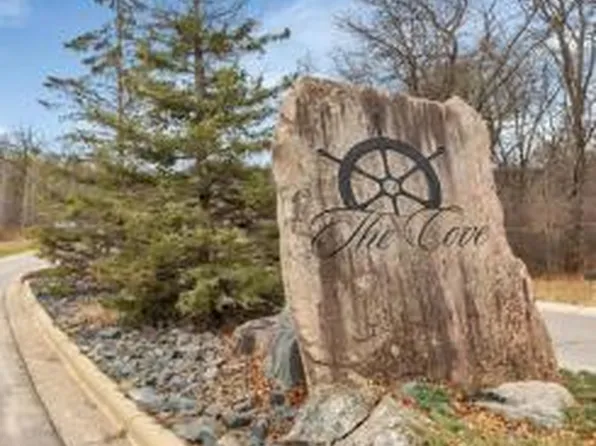 704 Captains Ct NW, Sauk Rapids, MN 56379