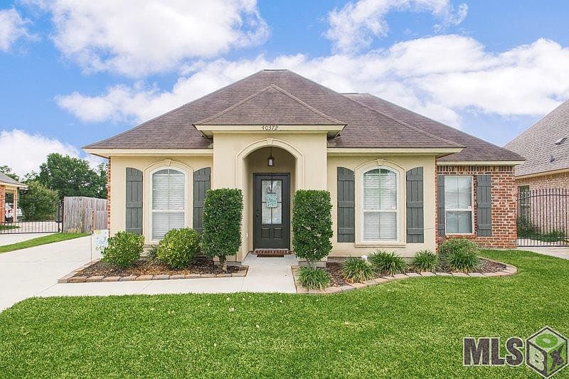 1st image of 40372 Creek Bend Dr