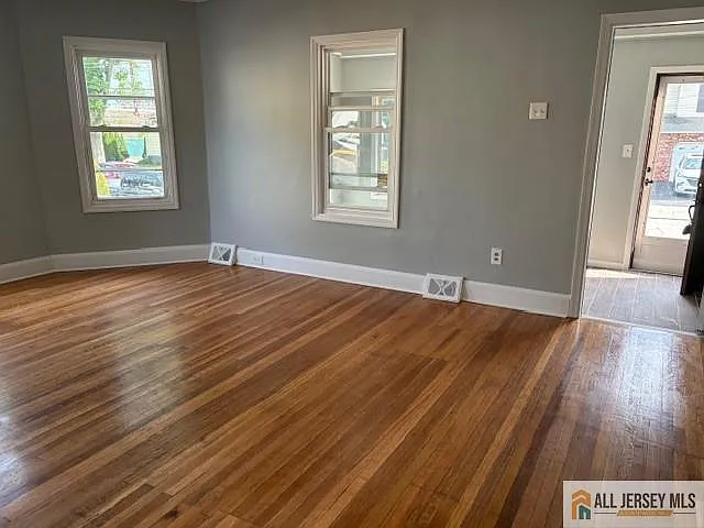65 W Stearns St — Photo 7