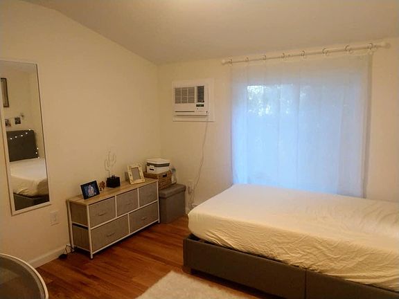 4th image of 214 Anton Dr #214