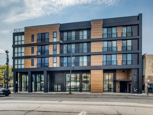 1801 W Grand Ave #405, Chicago, IL 60622