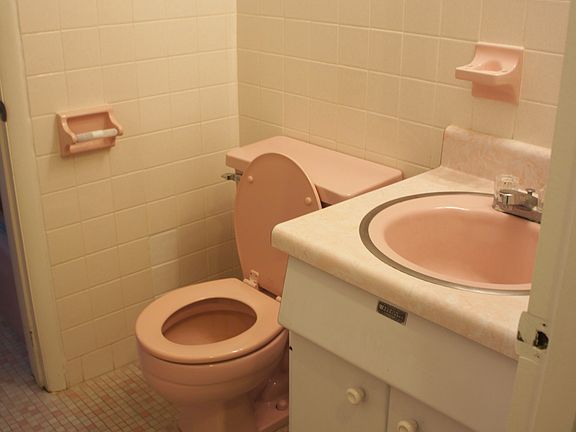 5th image of 1242 E Lombardy Dr