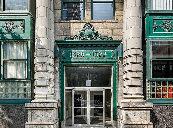 2nd image of 1322 S Wabash Ave APT M210