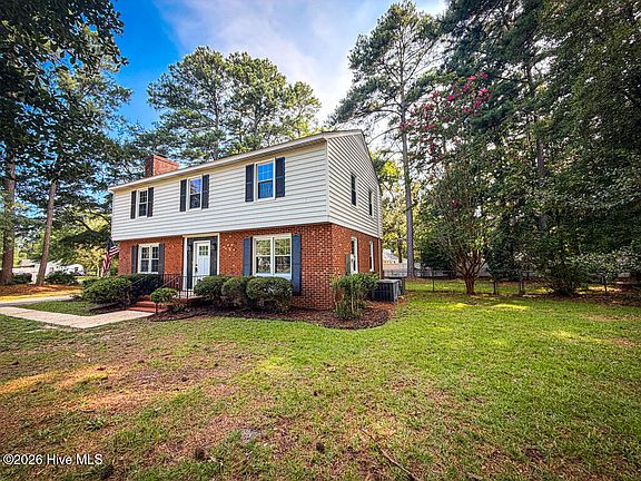2nd image of 1701 Scotty Drive