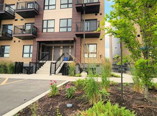 20 Palace St #F14, Kitchener, ON N2E 0J3