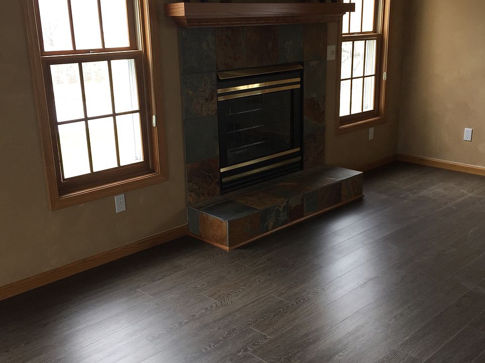 1st image of 817 N 26th Ave