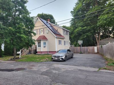 71 Porter St, Brockton, MA, 02301