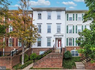 1605 Potomac Greens Dr #B, Alexandria, VA 22314