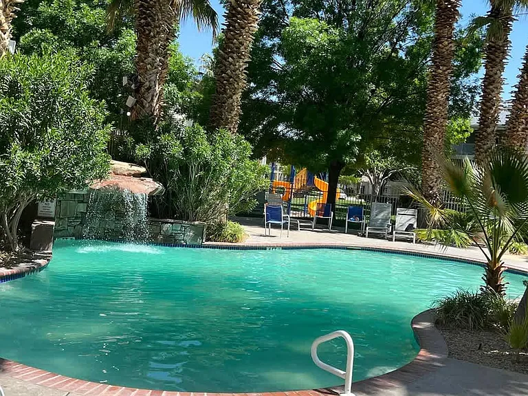 1845 W Canyon View Dr #3-ID1250615P — Photo 25