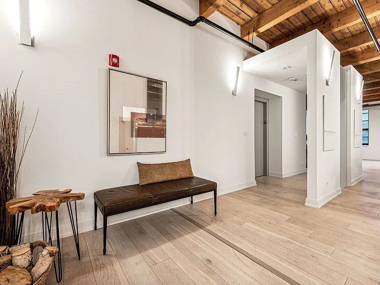 223 W Lake St #2S — Photo 13