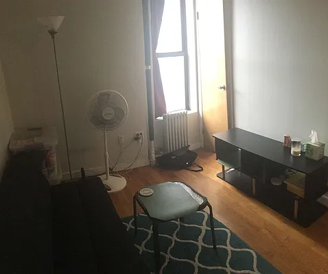 Rented by Kenneth Rosenblum, LREB | media 22