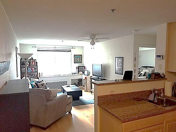3rd image of 1970 Columbia St Unit 303