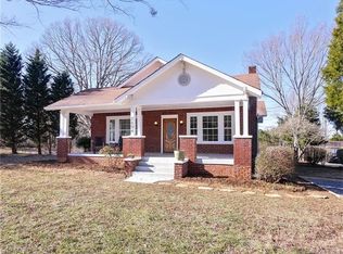 2494 Shelton Ave, Statesville, NC 28677