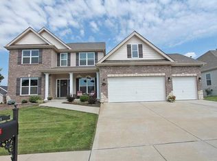 405 Lighthouse Pointe Dr, Lake Saint Louis, MO 63367
