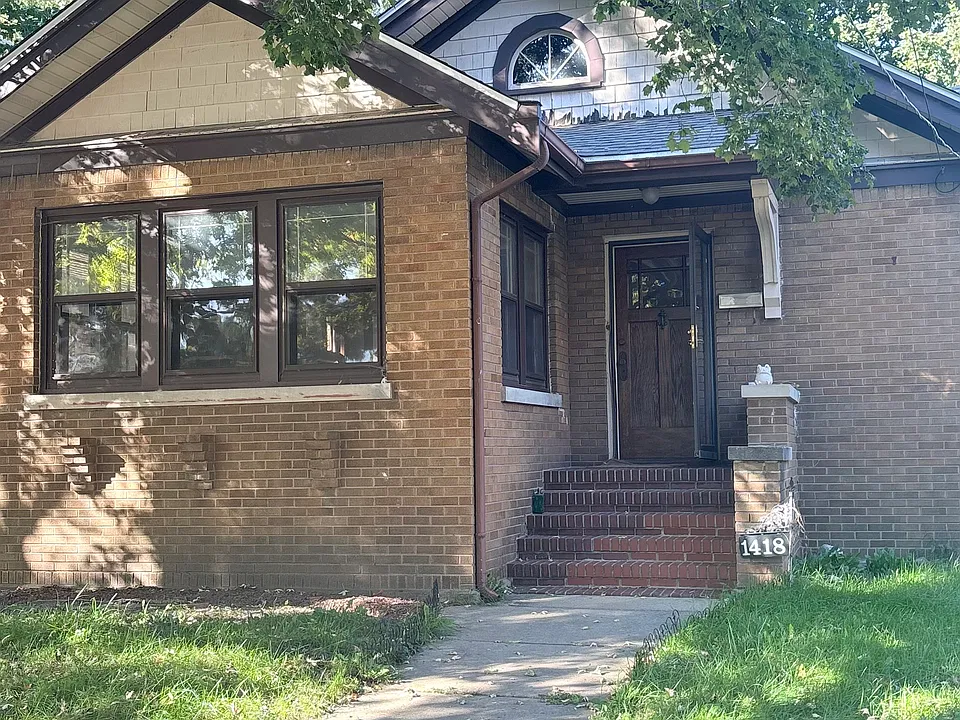 1418 Greenwood Ave