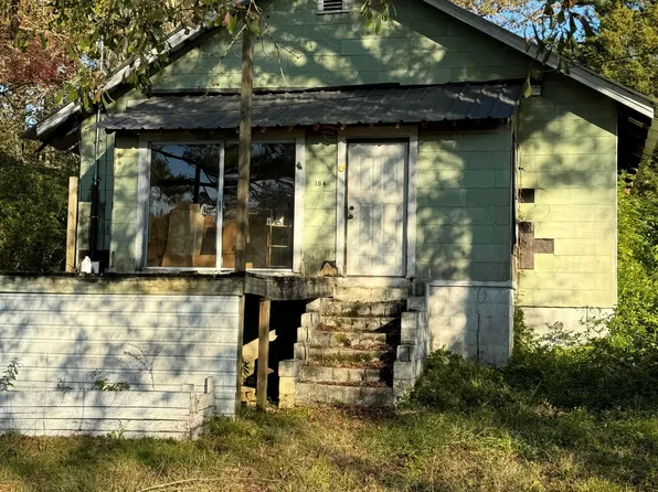 184 Moseley St, Cordova, AL 35550